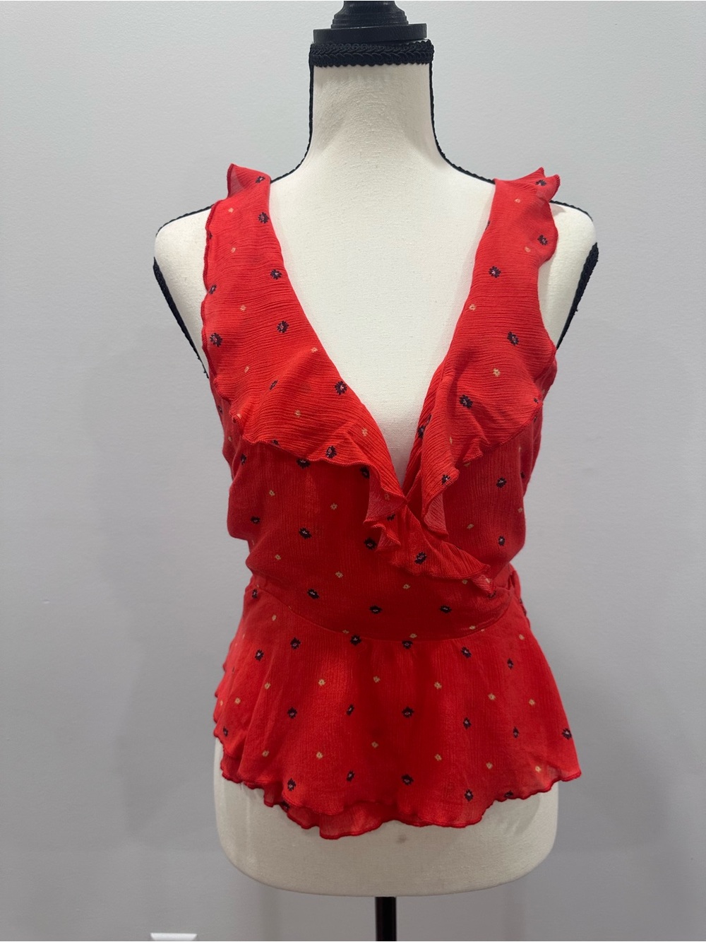 FREE PEOPLE Red Ruffled V-Neck Sleeveless Wrap Top Peplum Size Medium